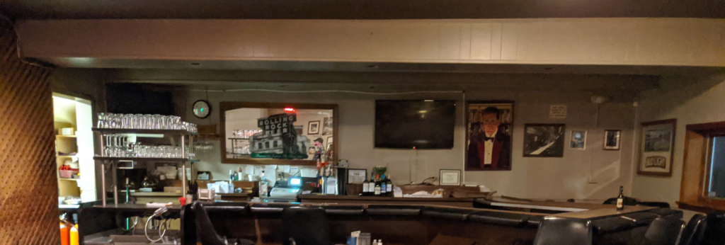 lloydsbar_bkg